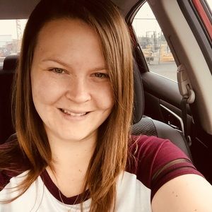 Meet your Posher, Lacey